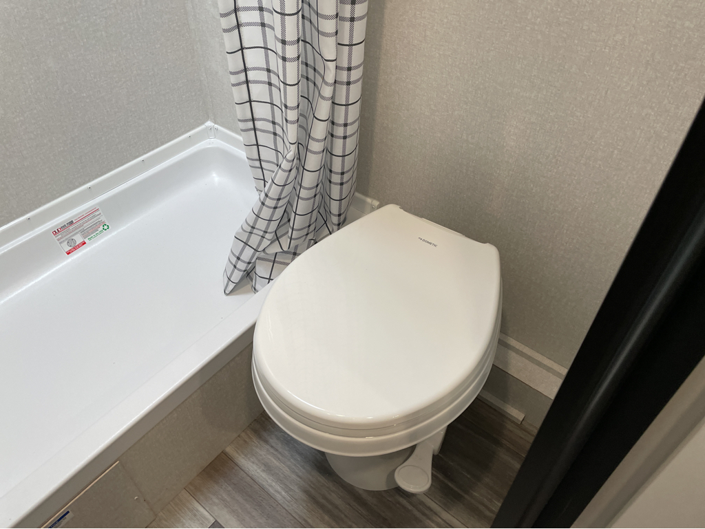 2026 Jayco Jay Flight SLX 172DB Sport Edition, $ 13,999