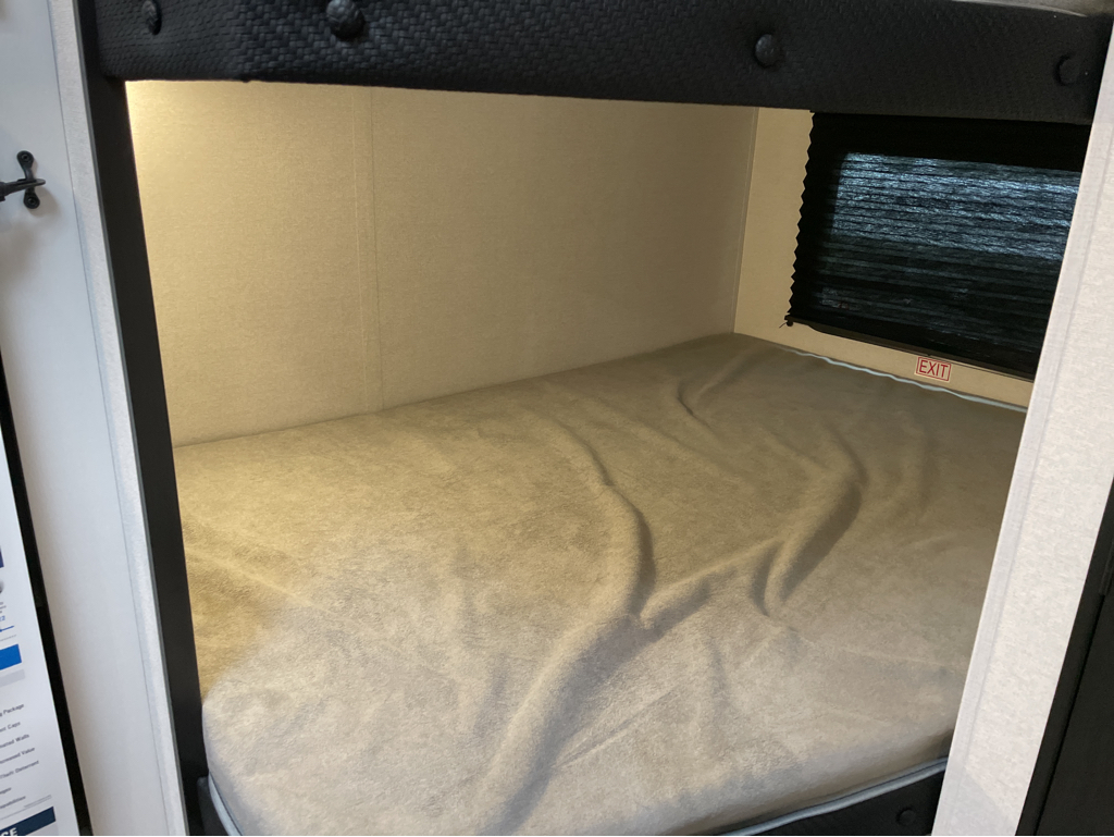 2026 Jayco Jay Flight SLX 178DBS Sport Edition, $ 17,999