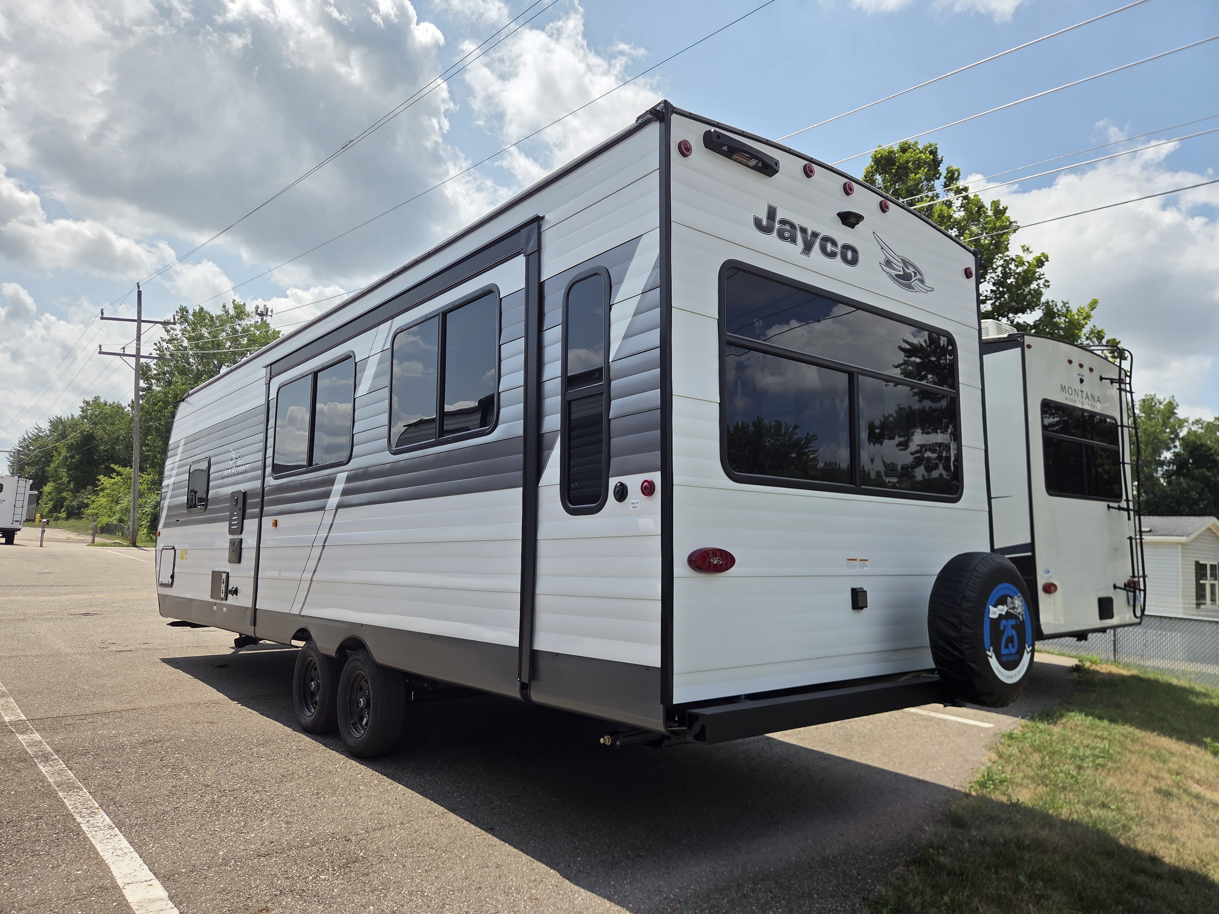 2027 Jayco Jay Flight 262RLS, $ 27,999