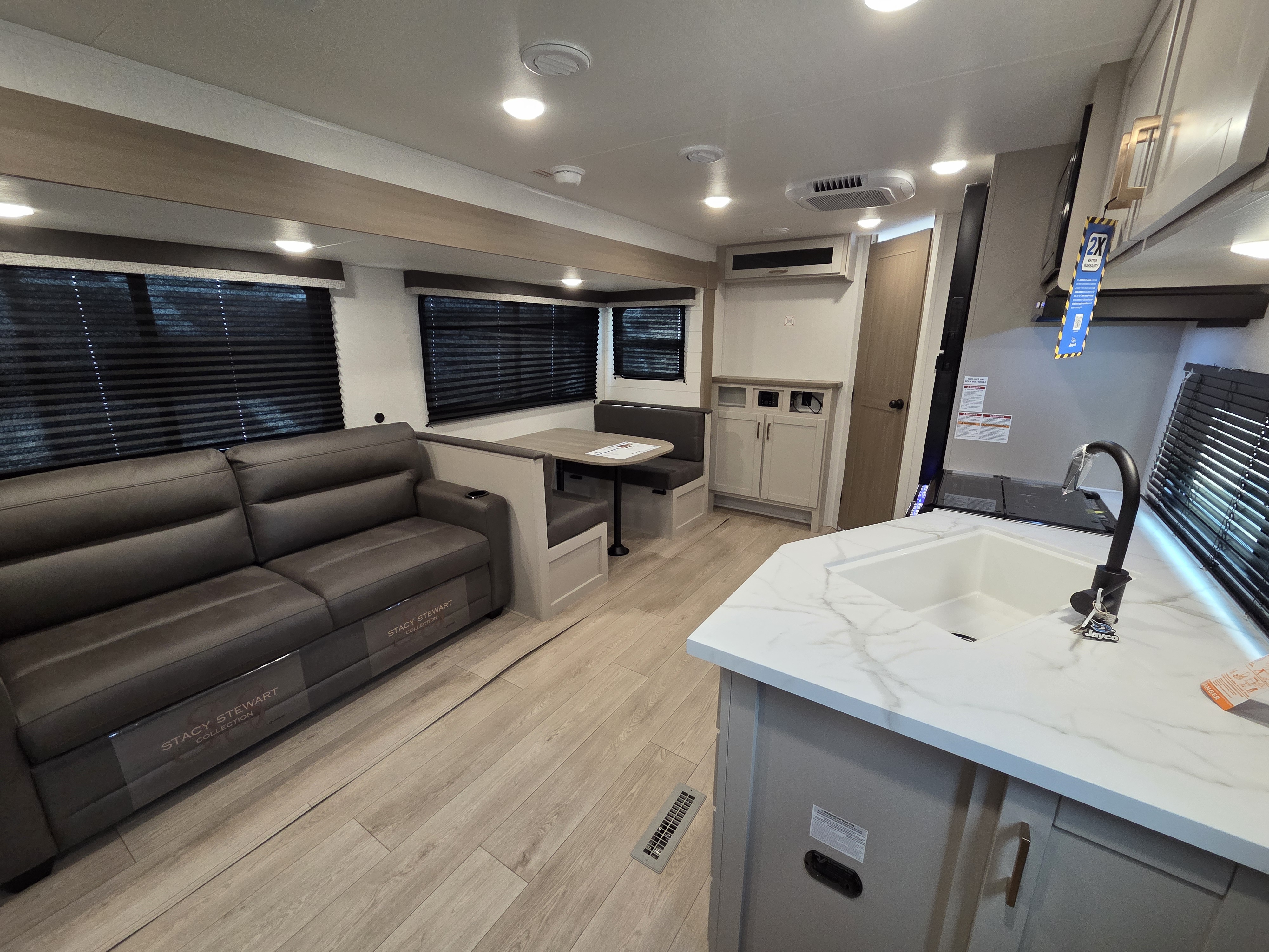 2027 Jayco Jay Flight 262RLS, $ 27,999