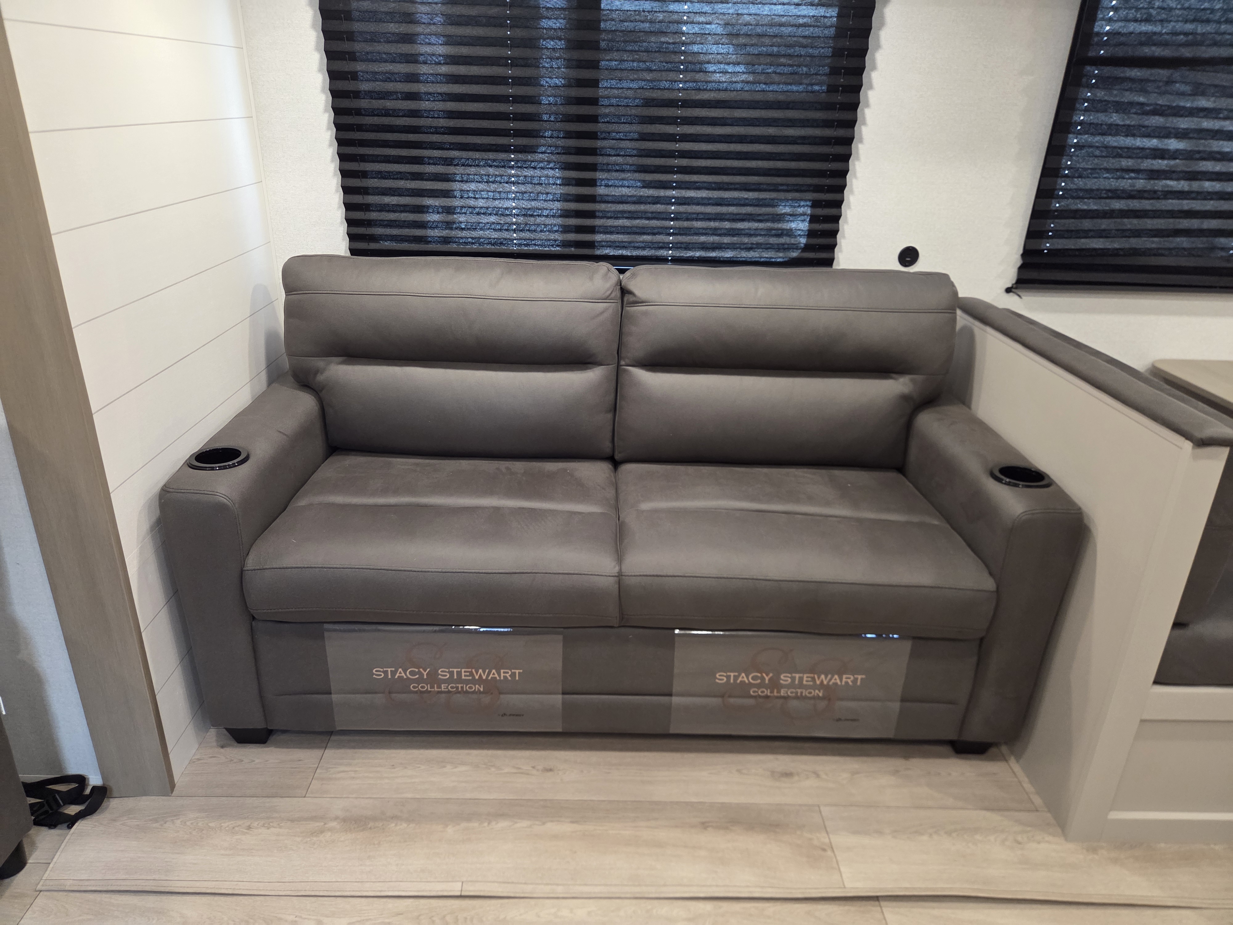 2027 Jayco Jay Flight 262RLS, $ 27,999