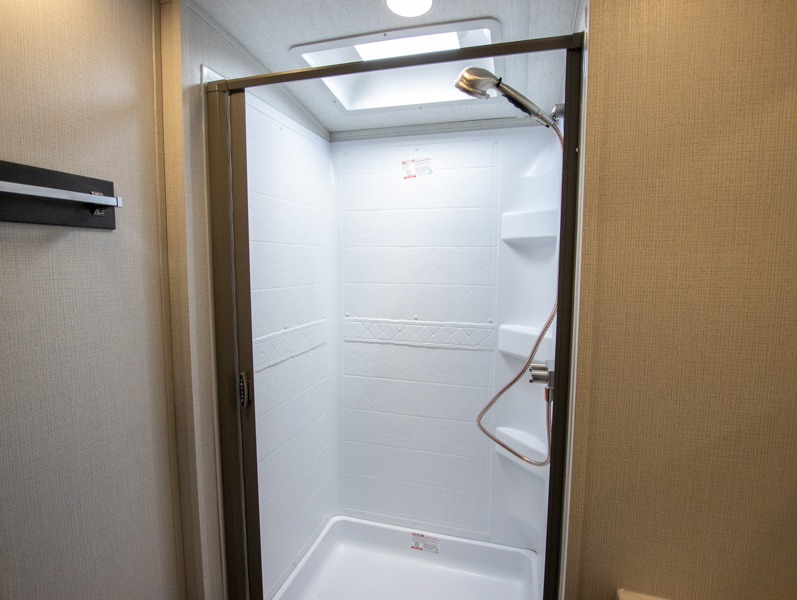 2025 Keystone Cougar Half-Ton (Travel Trailer) 25M, $ 42,990