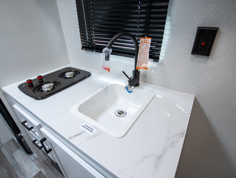2026 Jayco Jay Flight SLX 170FQ Sport Edition, $ 14,999