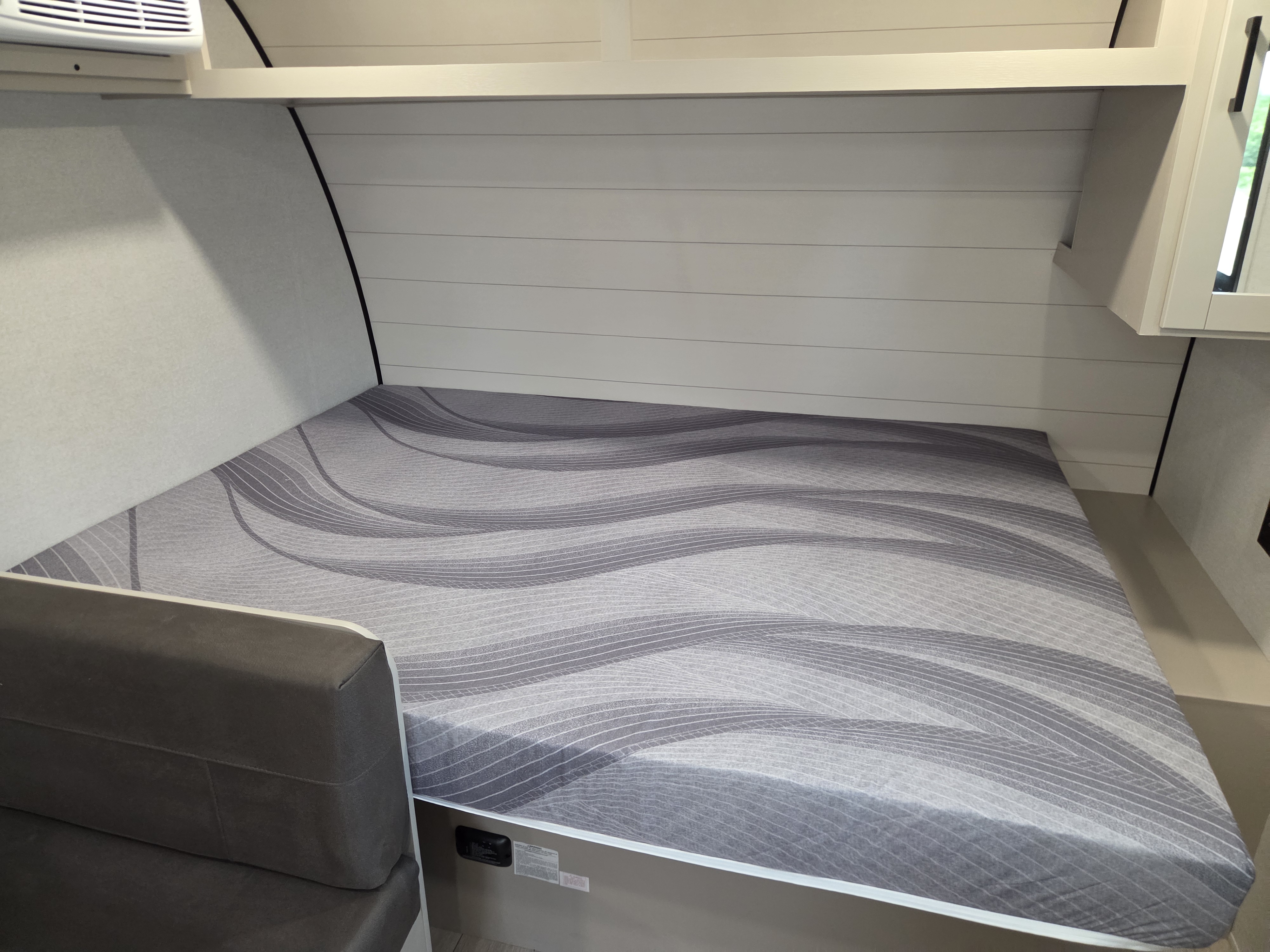 2027 Jayco Jay Flight 170BH Sport Edition, $ 14,999