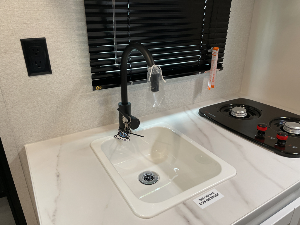 2026 Jayco Jay Flight SLX 178DBS Sport Edition, $ 17,999