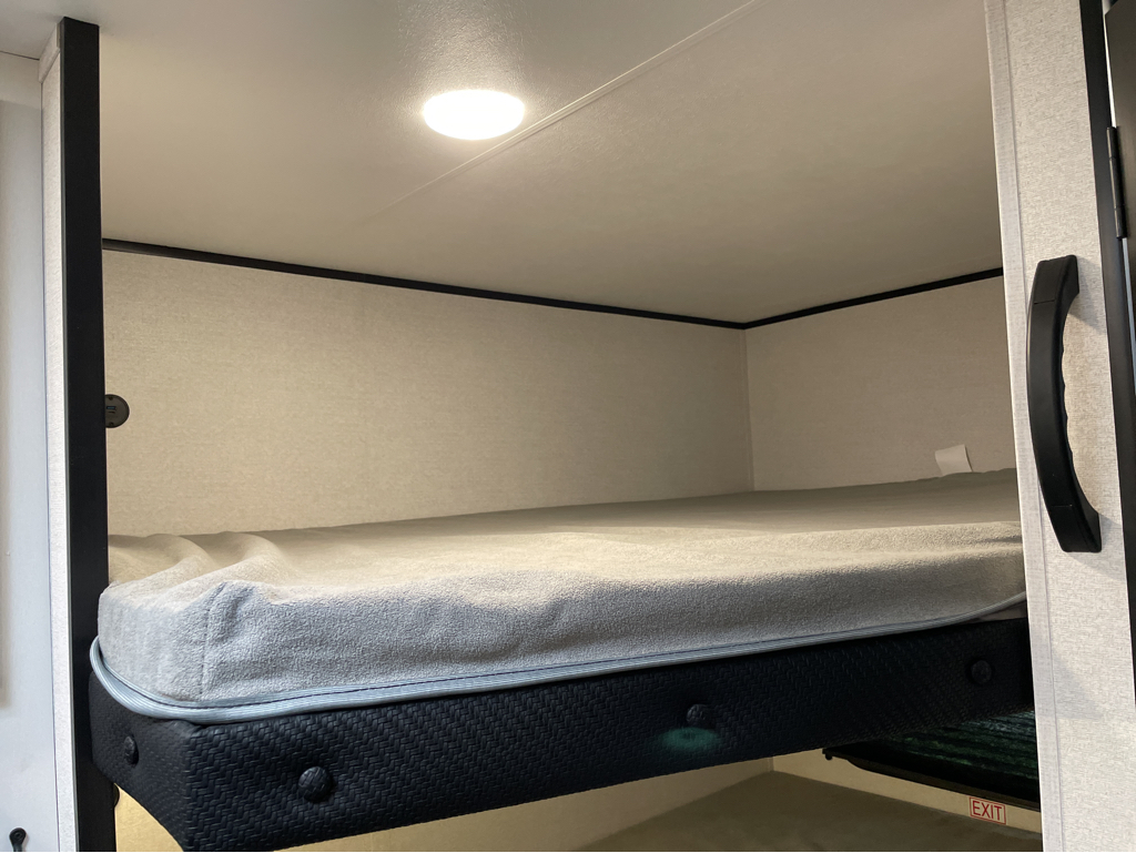 2026 Jayco Jay Flight SLX 178DBS Sport Edition, $ 17,999