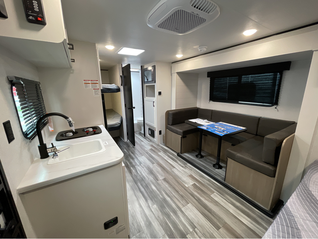 2026 Jayco Jay Flight SLX 178DBS Sport Edition, $ 17,999