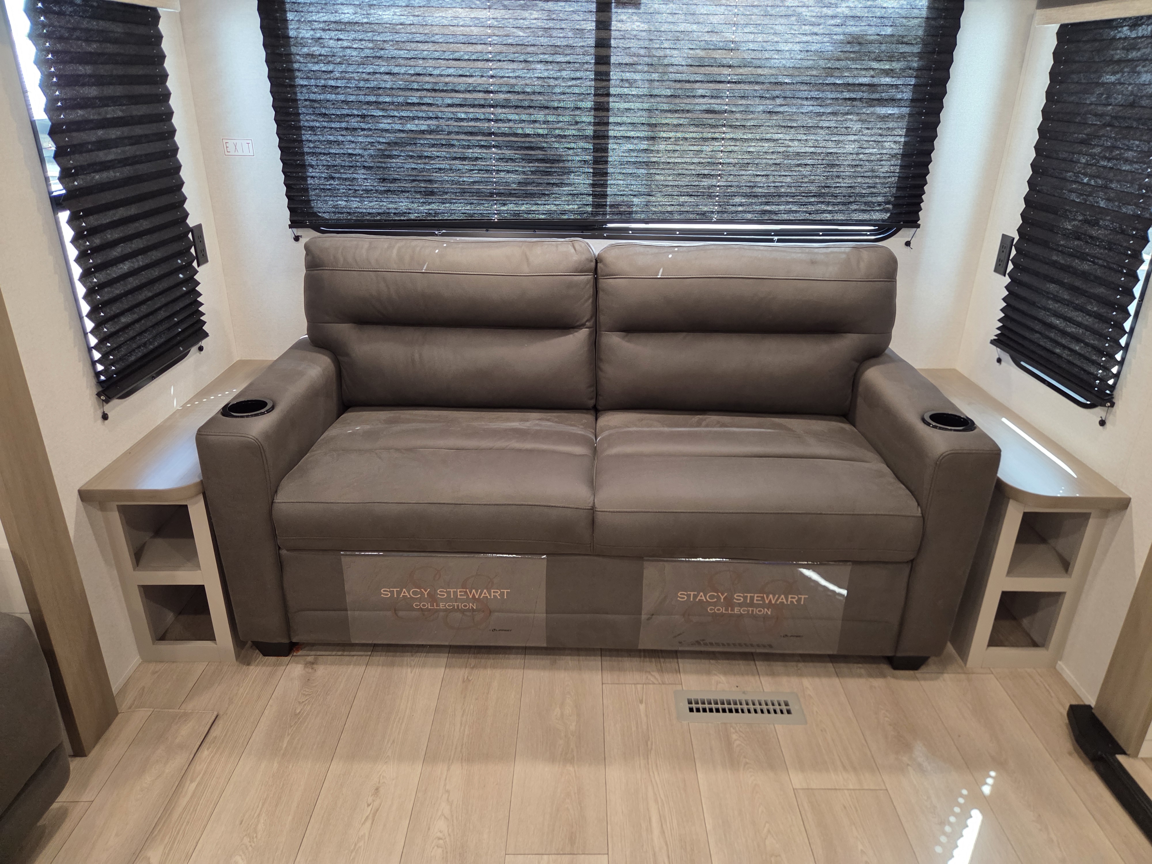 2027 Jayco Jay Flight 333BTS, $ 44,999
