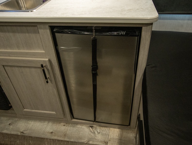 2026 CrossRoads Sunset Trail Select SS13BHS, $ 13,999