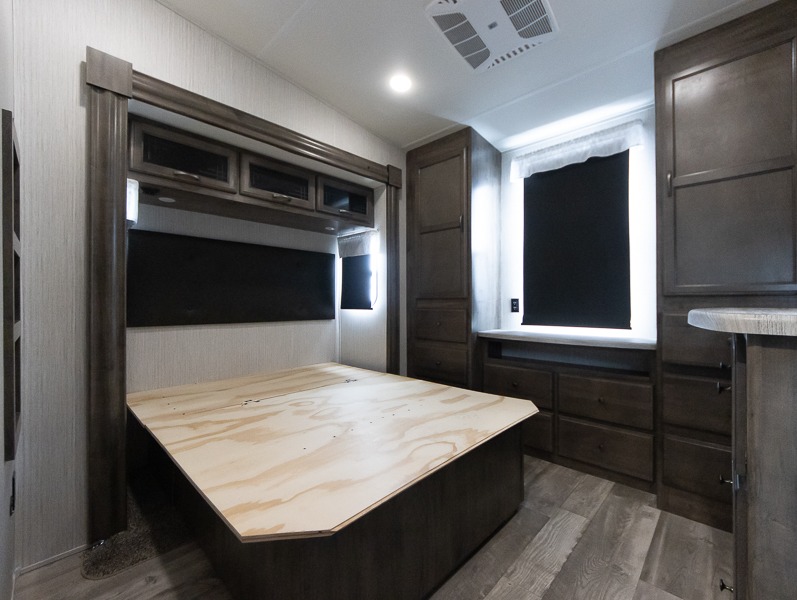 2021 Forest River Sandpiper 3550FL, $ 41,865
