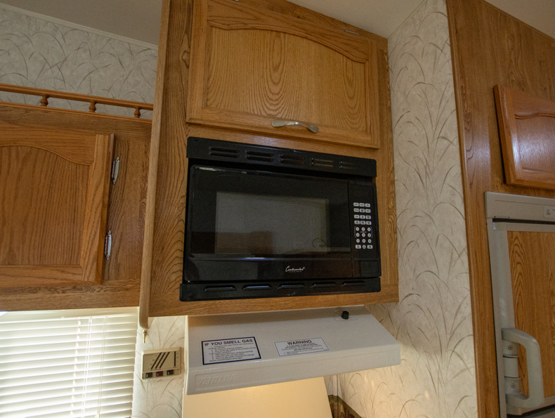 2002 Shasta Oasis 255TBS, $ 8,700