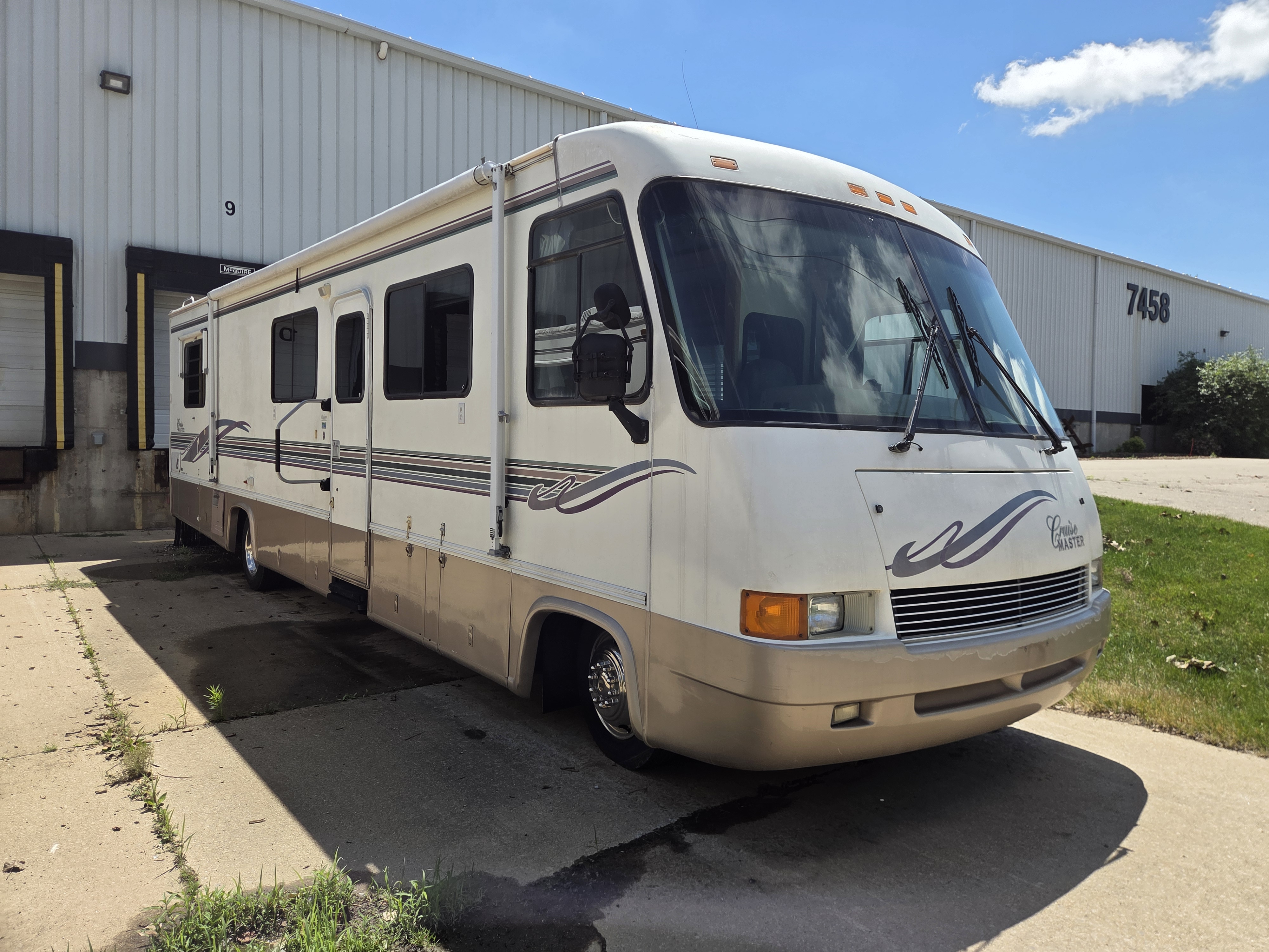 1997 Georgie Boy Cruise Master 3415, $ 14,700