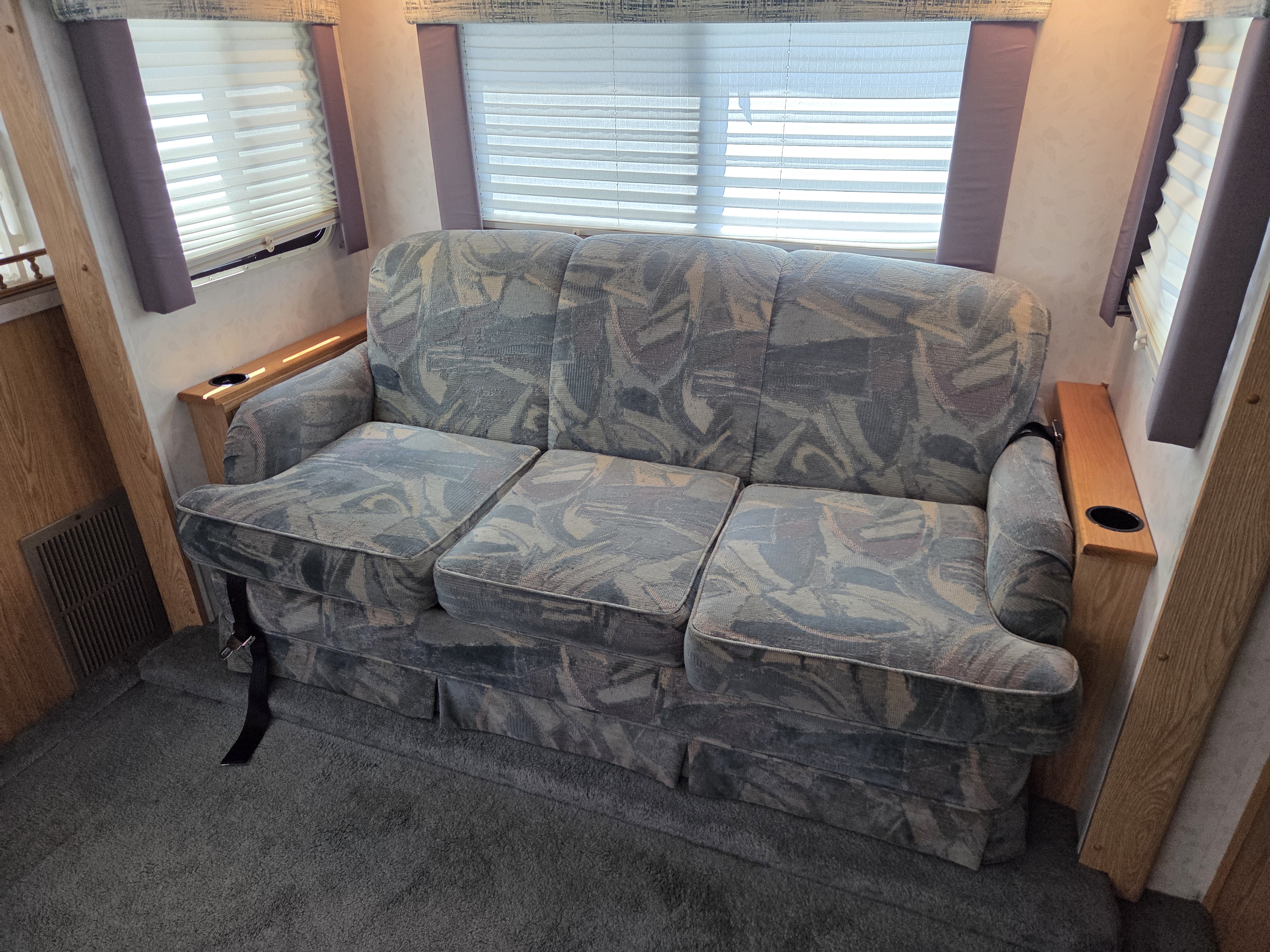 1997 Georgie Boy Cruise Master 3415, $ 14,700