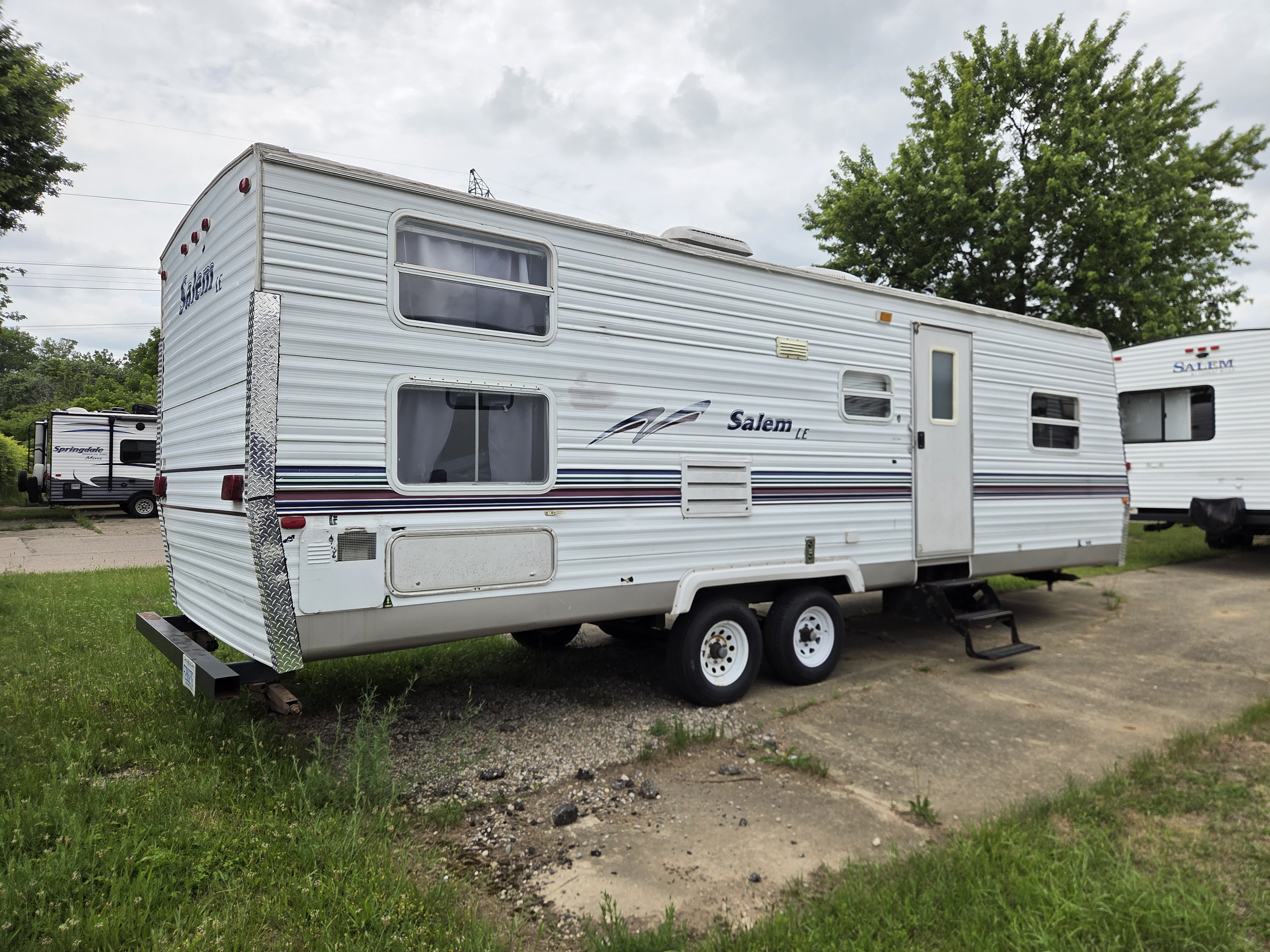 2003 Forest River Salem LE 29BHSS, $ 0