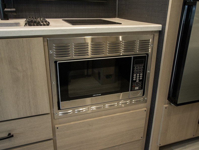 2025 Forest River Sunseeker 2400BDS, $ 112,500
