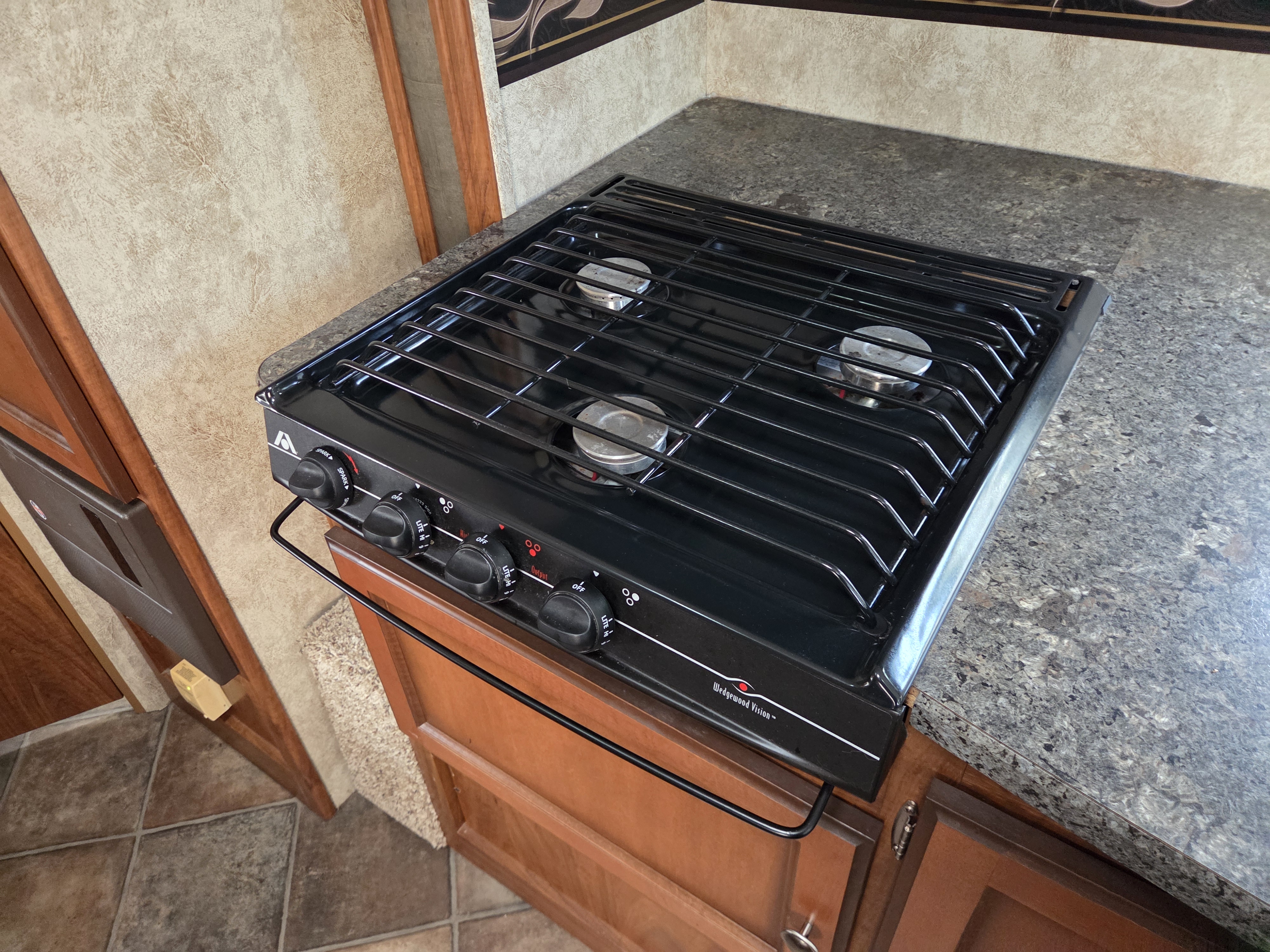 2013 Keystone Passport Super-Lite 280BH, $ 14,200