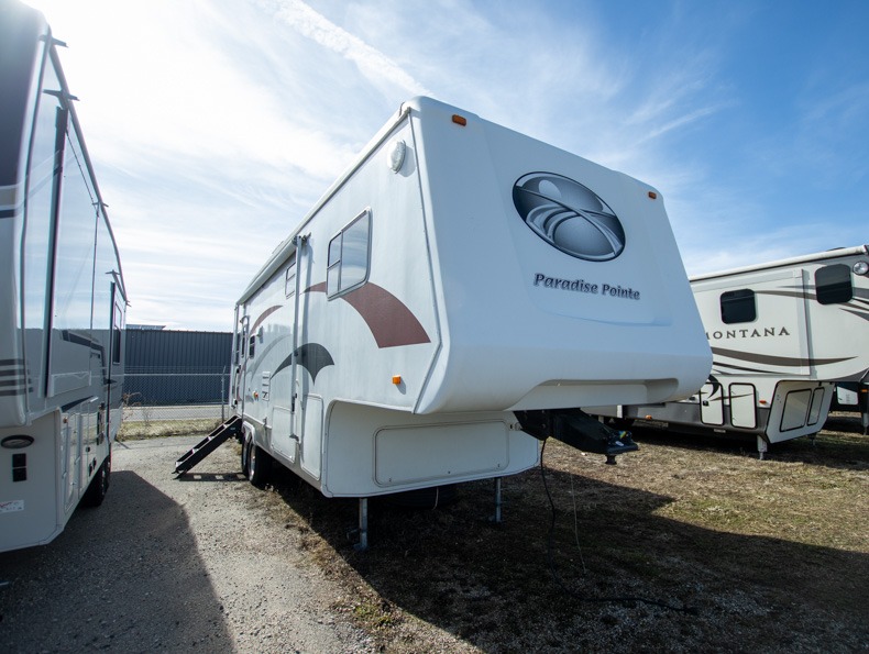 2005 CrossRoads Paradise Point 30RL, $ 9,500