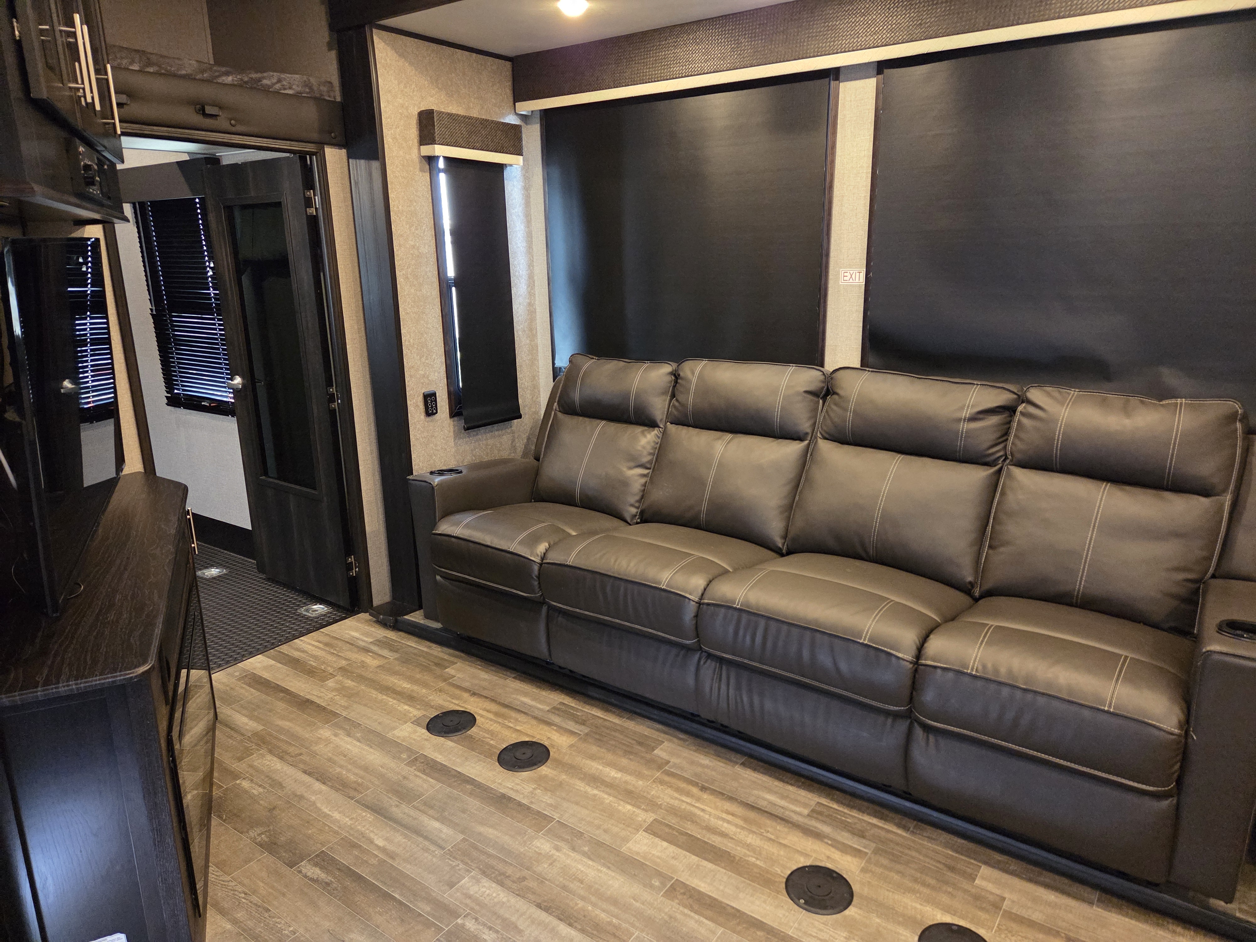 2021 Jayco Seismic 4113, $ 78,700