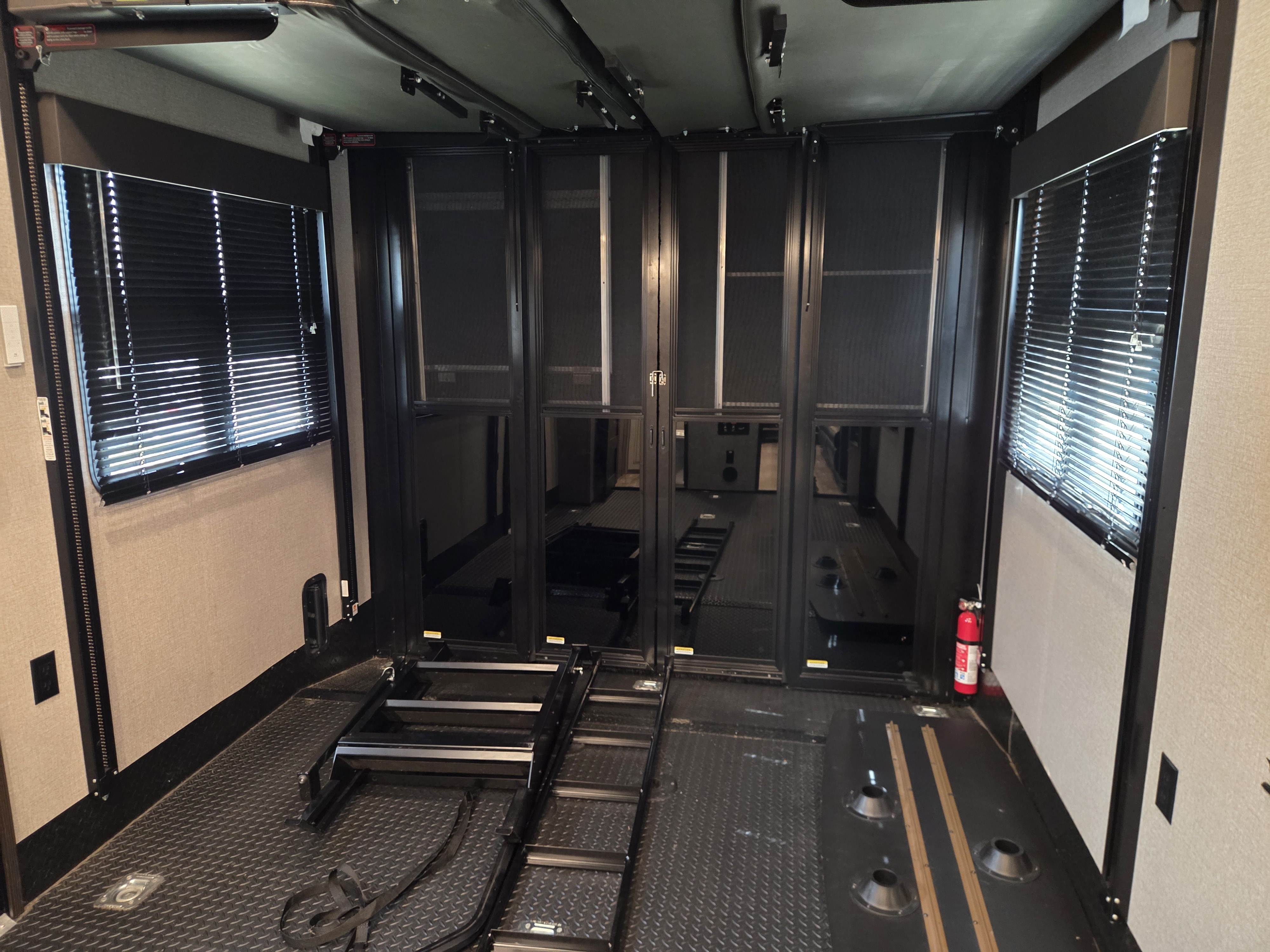 2021 Jayco Seismic 4113, $ 78,700