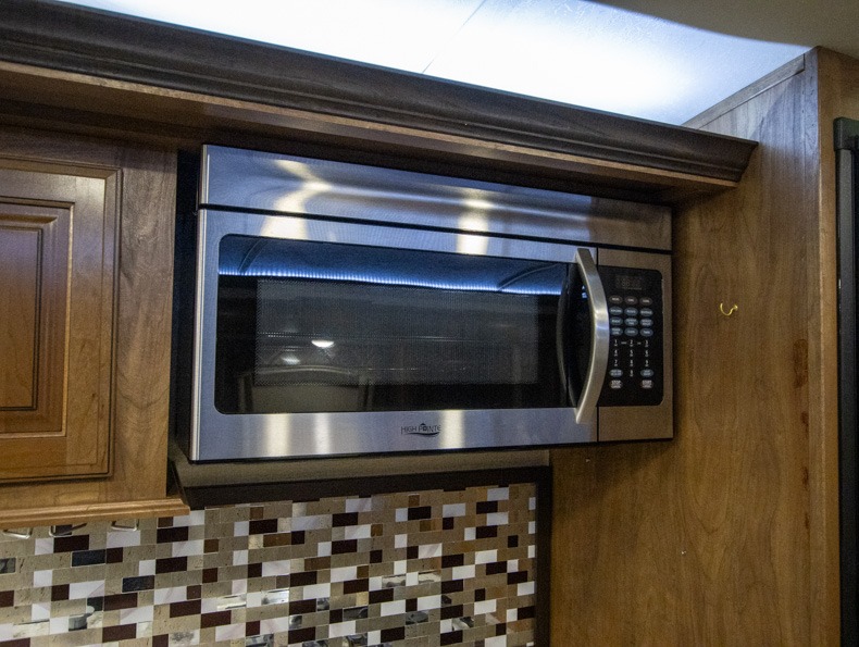 2018 Keystone Montana 3820FK, $ 57,500