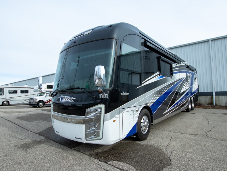 2022 Entegra Coach Anthem 44Z, $ 372,350