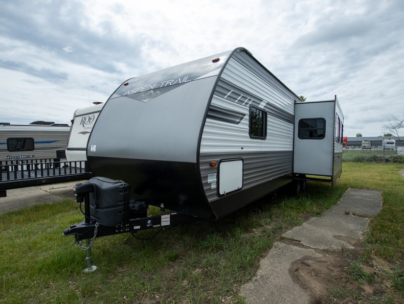 2022 Dutchmen Aspen Trail 2860RLS, $ 25,895
