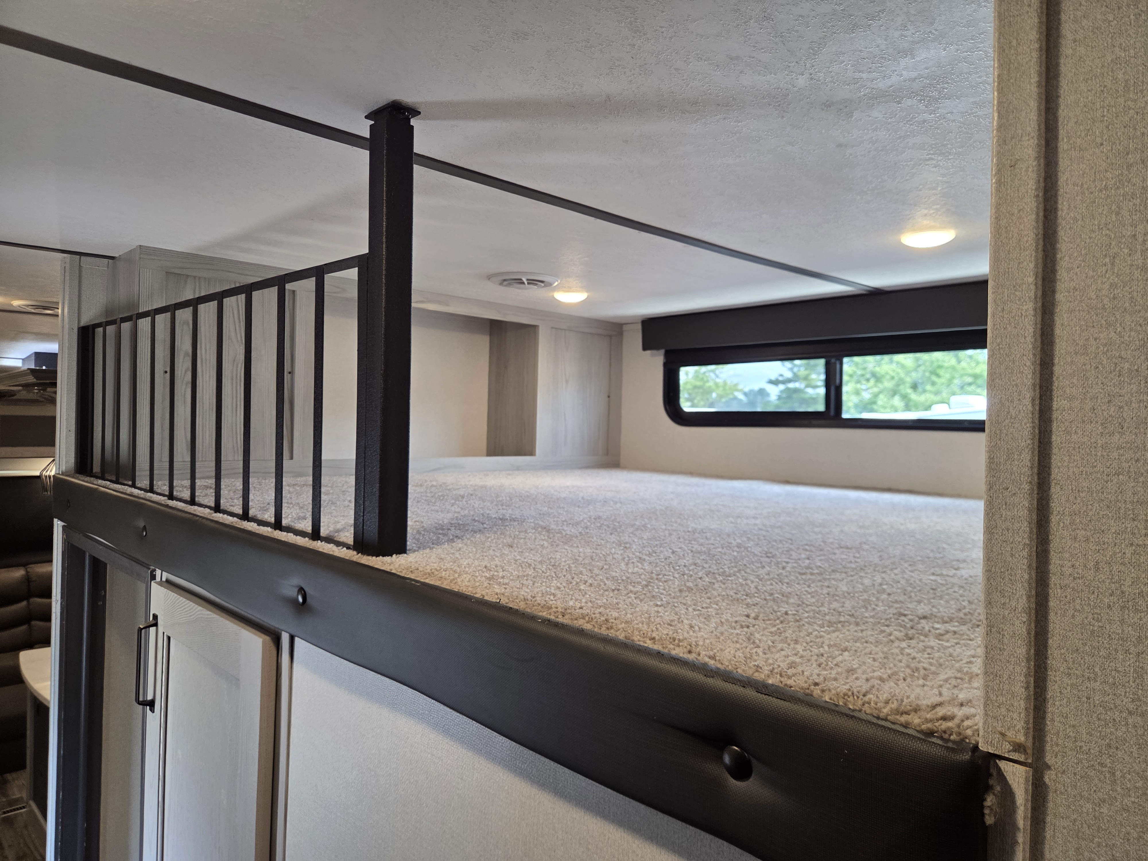 2022 Keystone Montana High Country 385BR, $ 44,850