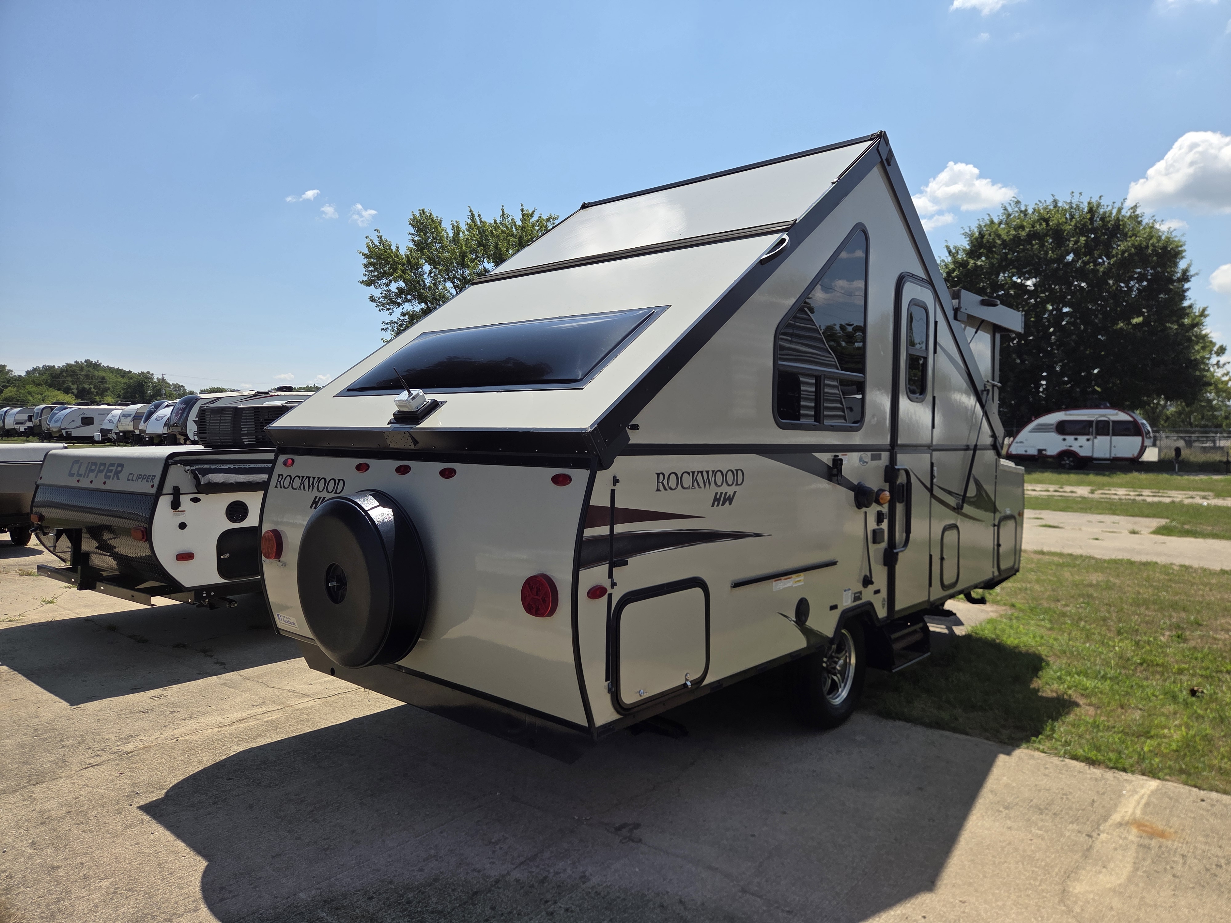 2019 Forest River Rockwood Hard Side A214HW, $ 12,700