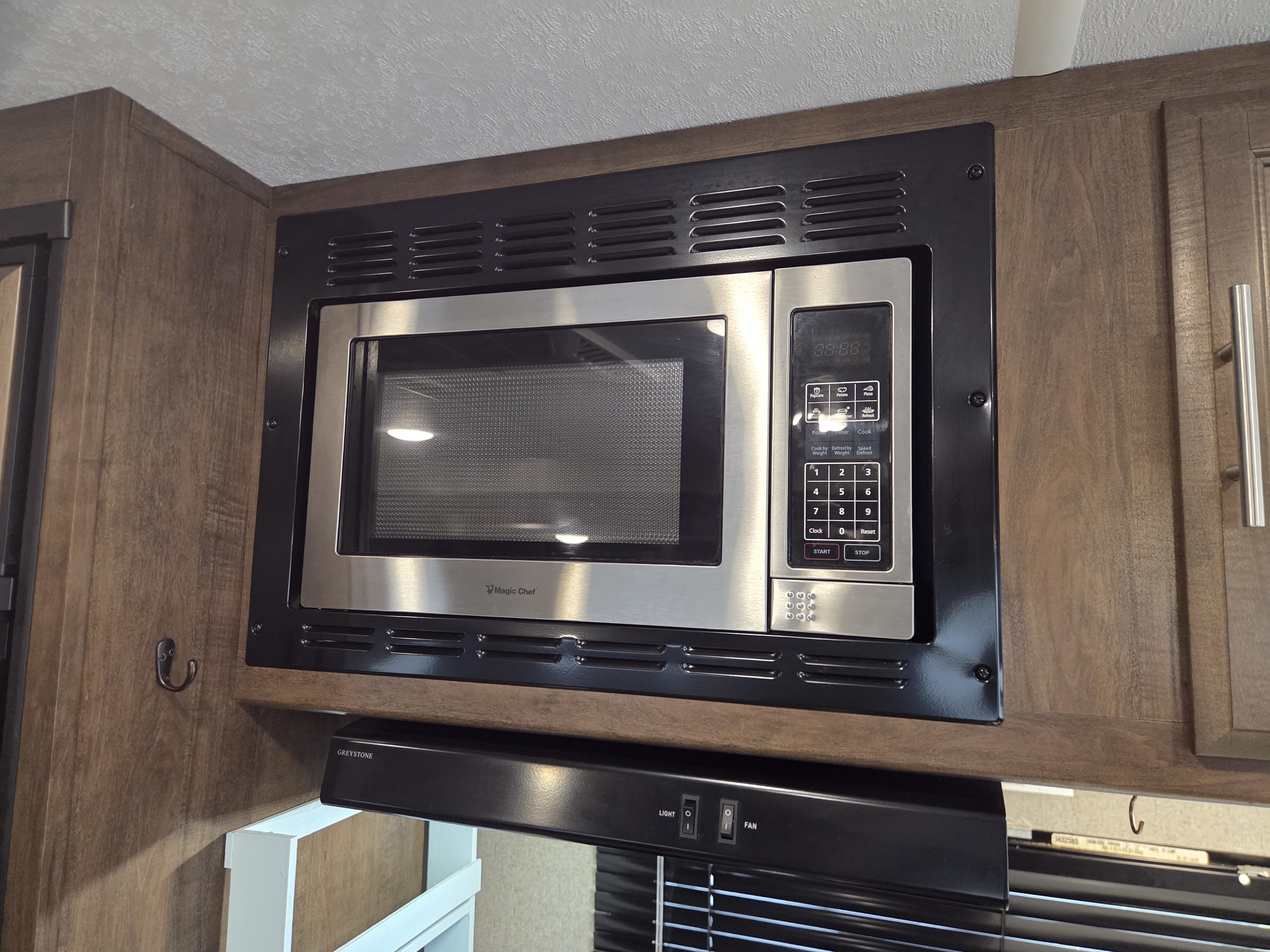 2020 Forest River Flagstaff Super Lite 26RLSW, $ 29,700
