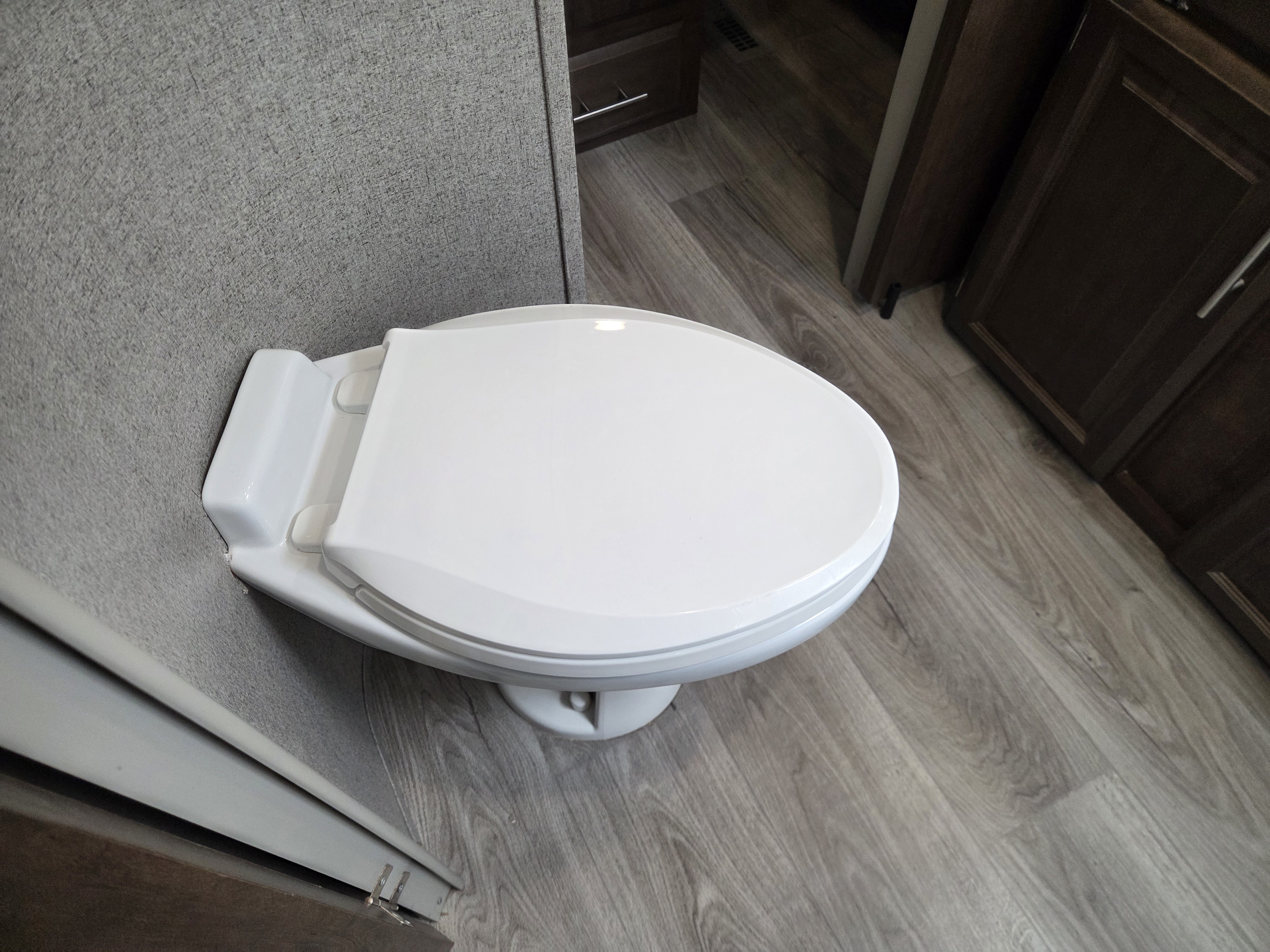 2020 Forest River Flagstaff Super Lite 26RLSW, $ 29,700