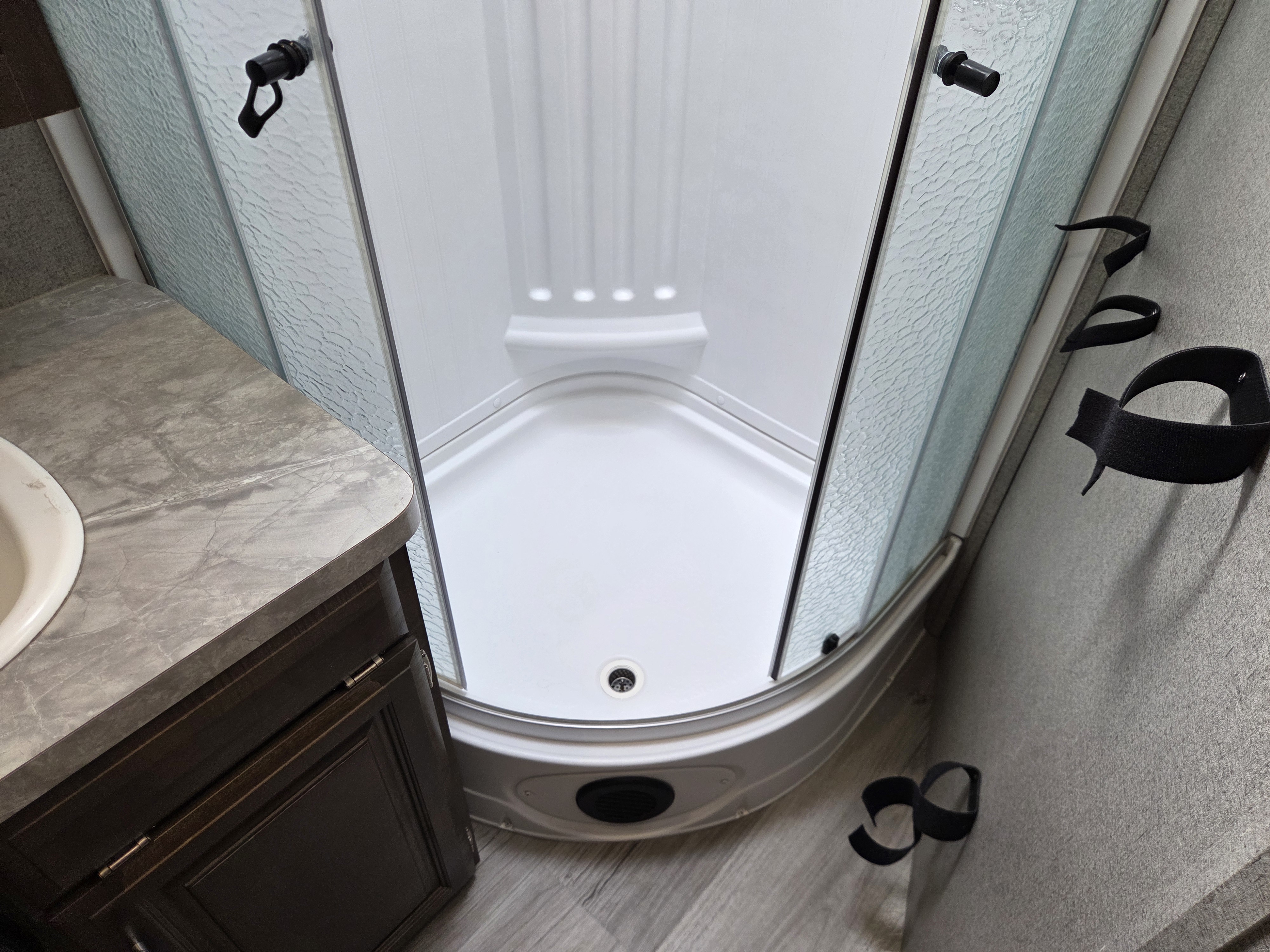 2020 Forest River Flagstaff Super Lite 26RLSW, $ 29,700