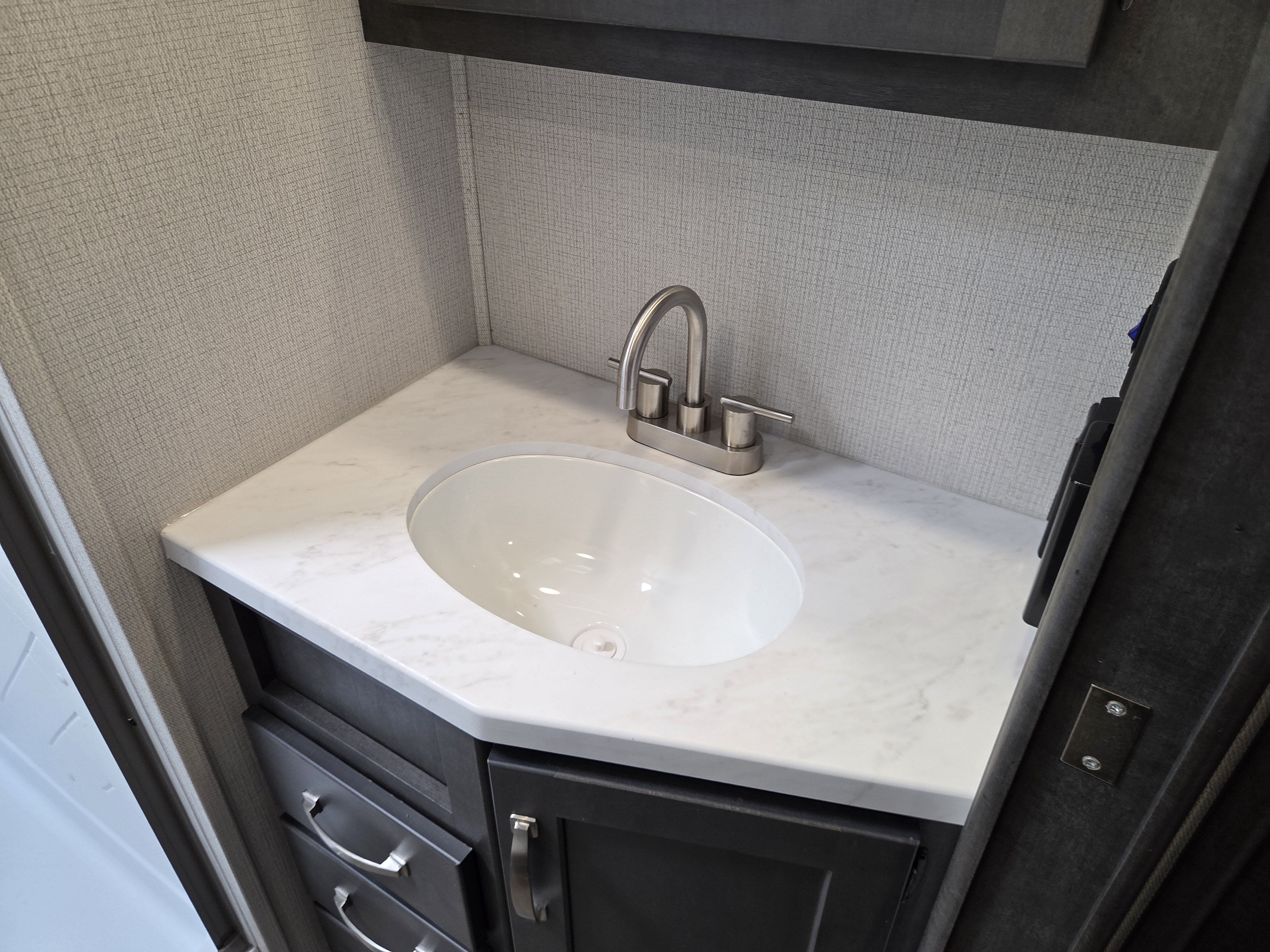 2024 Keystone Cougar Sport 2700BH, $ 35,700