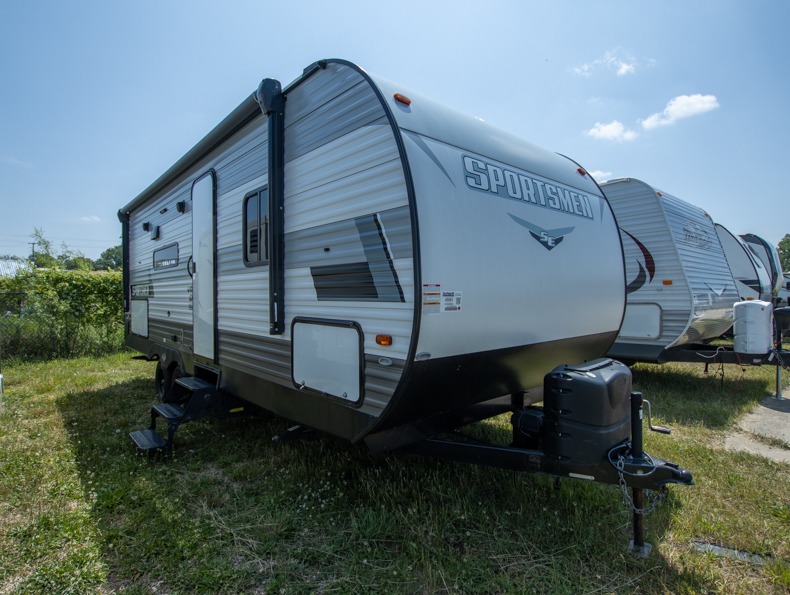 2022 KZ Sportsmen SE 231BHKSE, $ 25,400