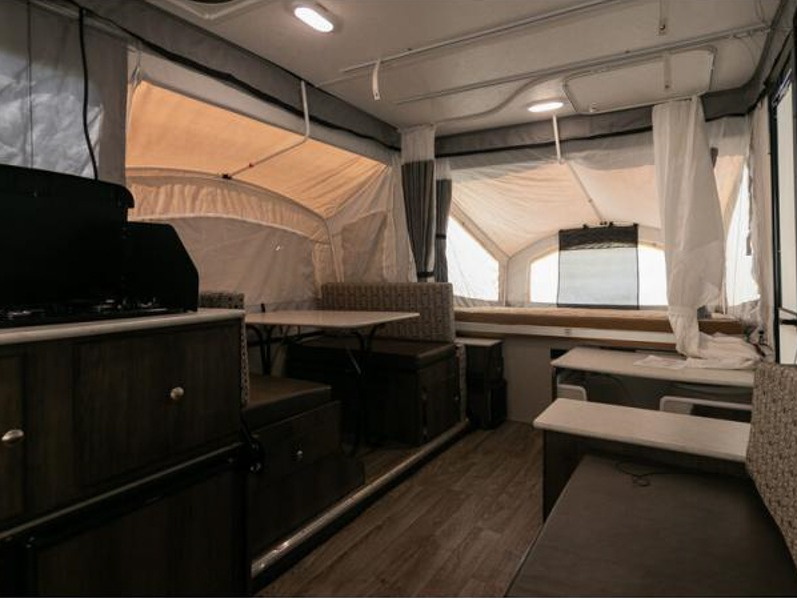 2020 Coachmen Clipper Classic 1285 SST, $ 12,850