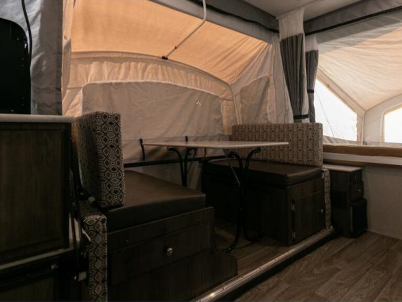 2020 Coachmen Clipper Classic 1285 SST, $ 12,850