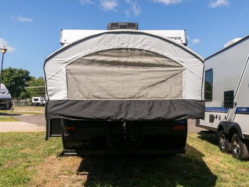 2020 Coachmen Clipper Classic 1285 SST, $ 12,850