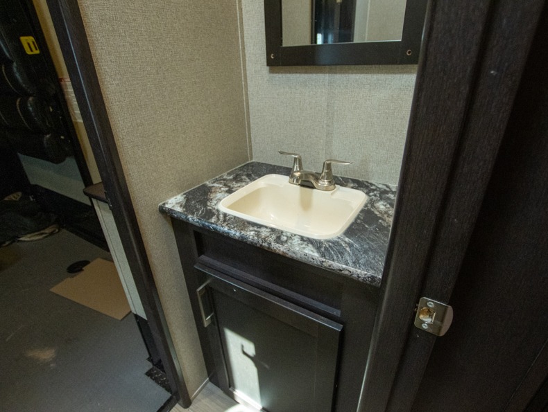 2018 Keystone Raptor 362TS, $ 54,850