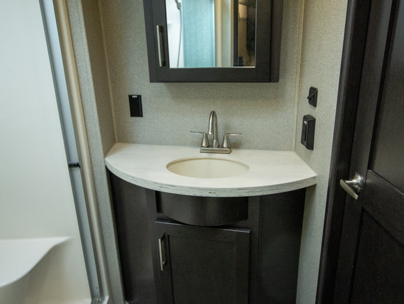 2018 Keystone Raptor 362TS, $ 54,850