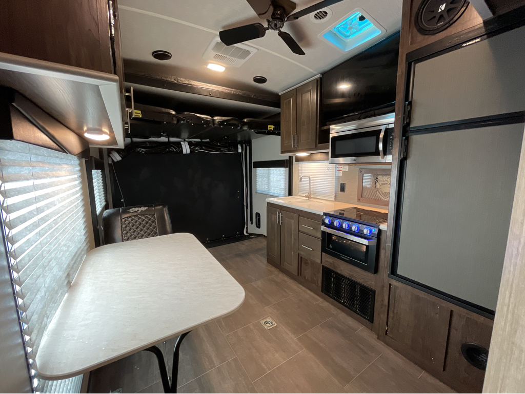 2020 Cruiser RV Stryker ST-2313, $ 29,700