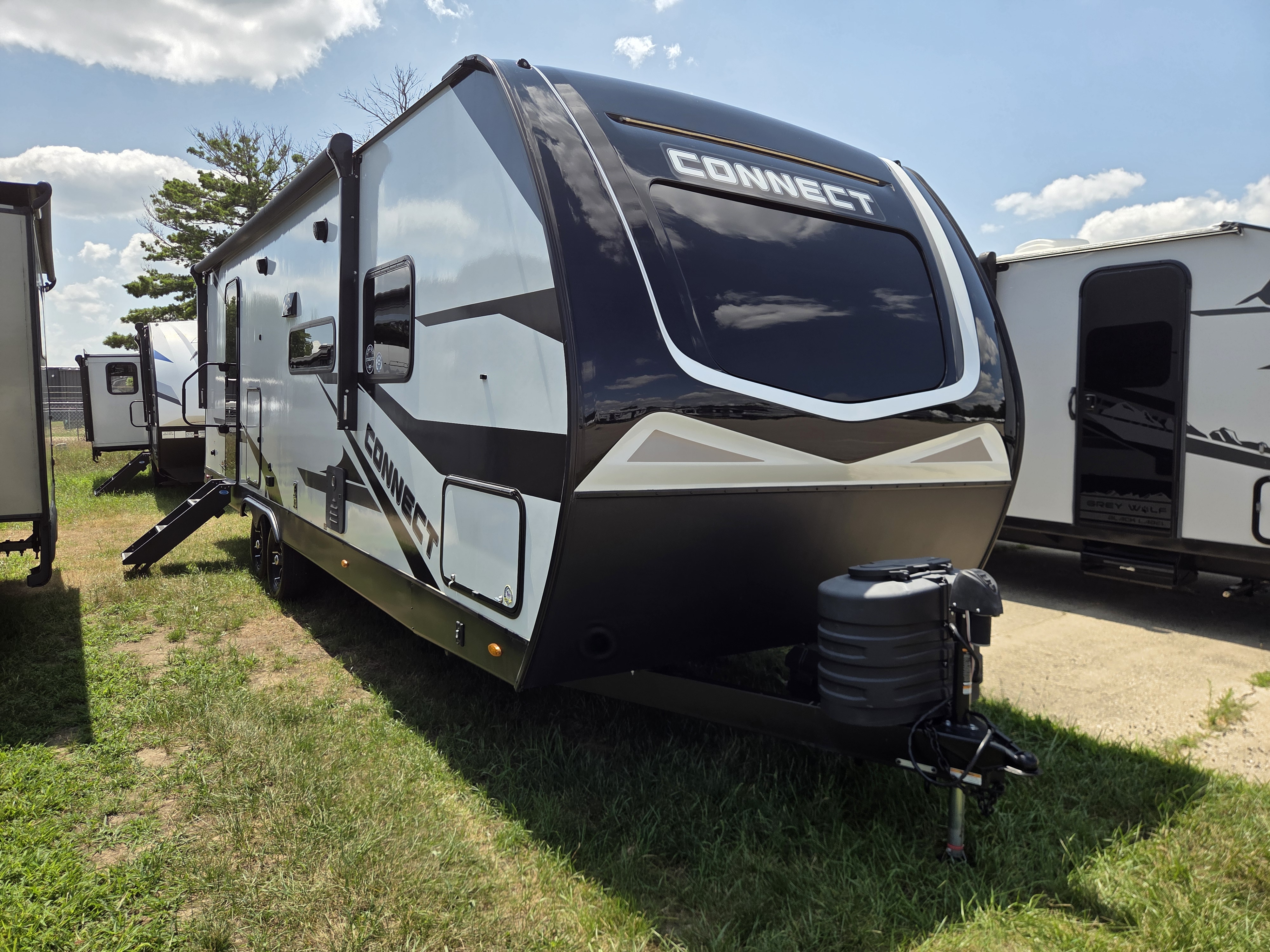 2025 KZ Connect C261RB, $ 40,200