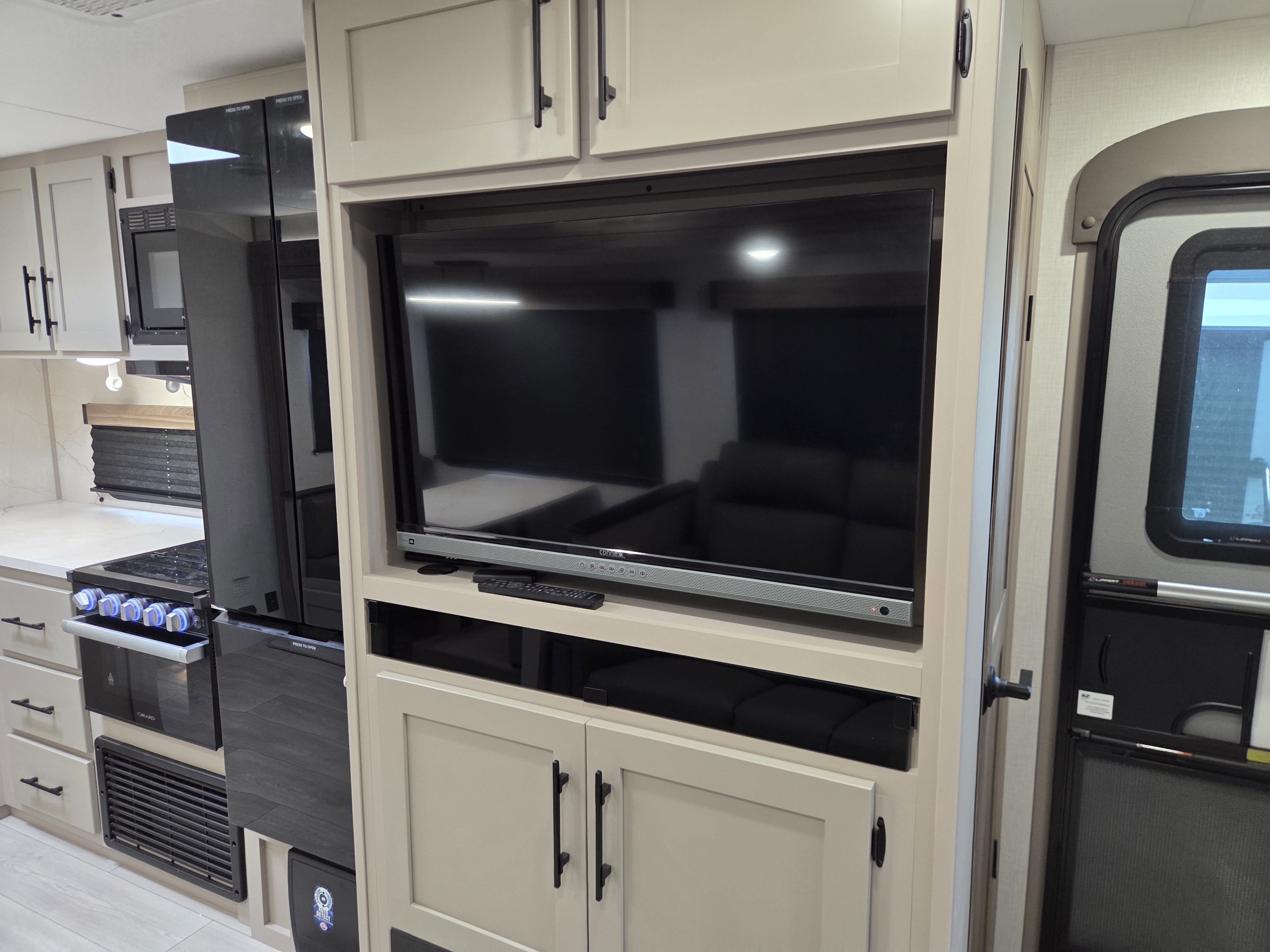 2025 KZ Connect C261RB, $ 40,200