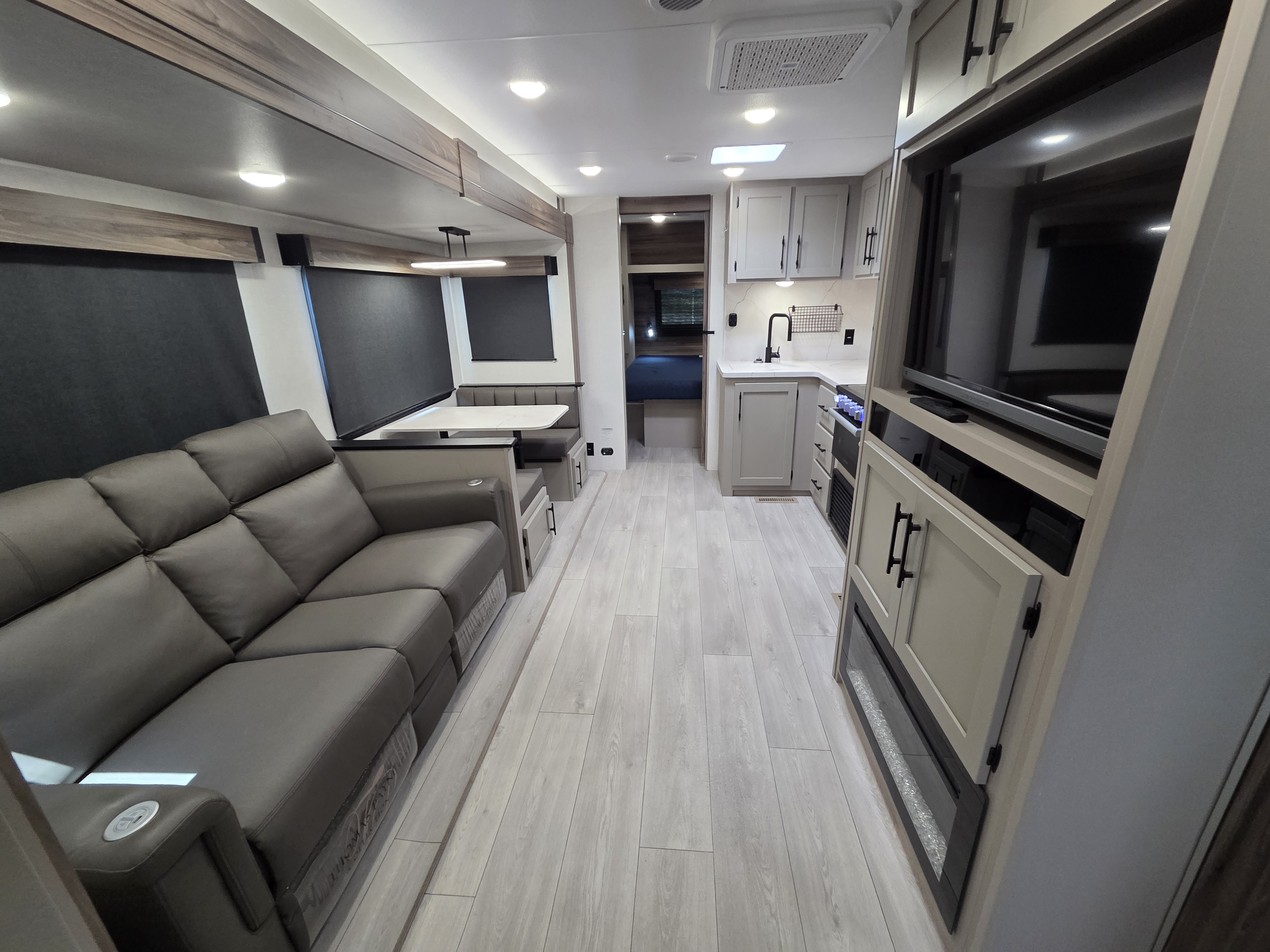 2025 KZ Connect C261RB, $ 40,200