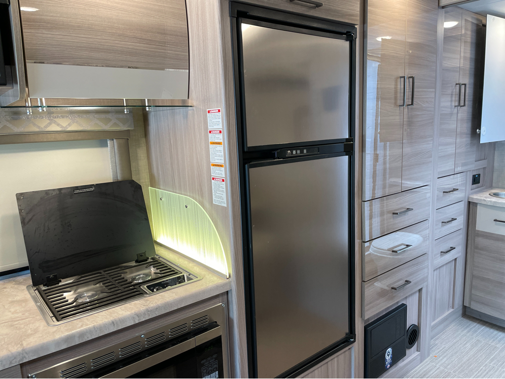 2023 Thor Motor Coach Delano® 24FB, $ 130,020