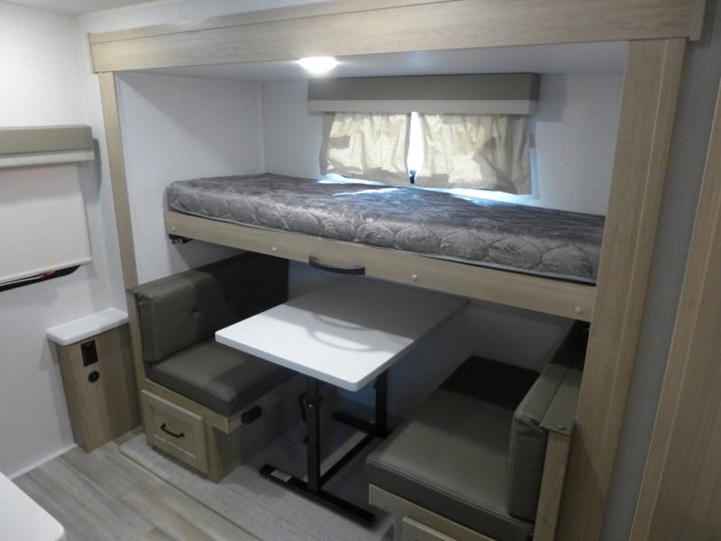 2024 Forest River Flagstaff Super Lite 26BHW, $ 58,214