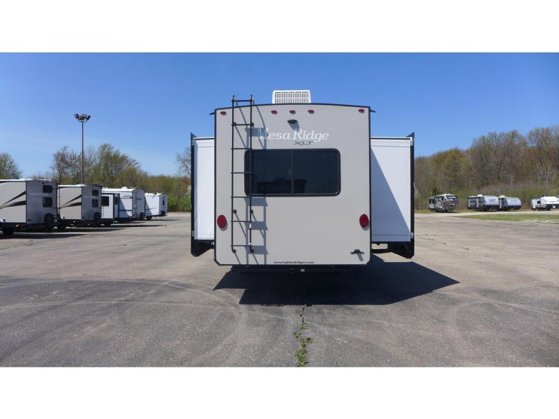 2022 Open Range Mesa Ridge XLT MF264RLS, $ 49,999