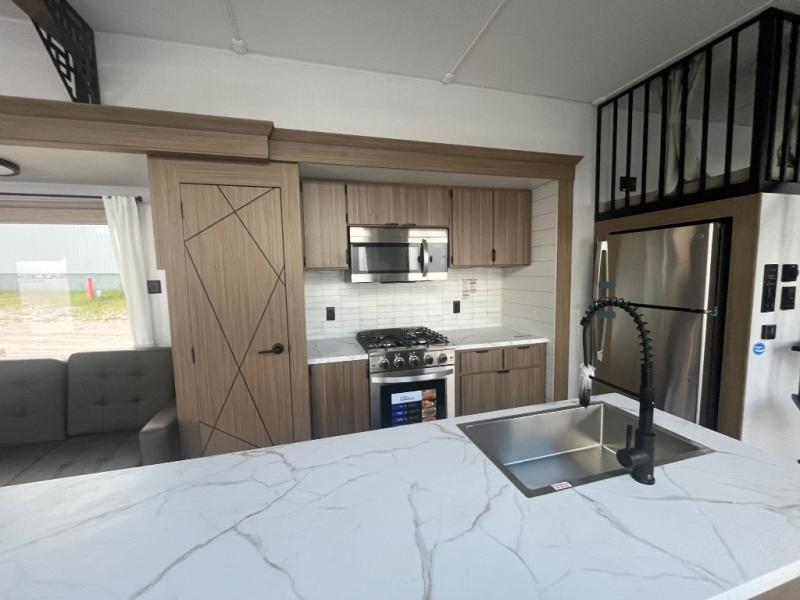 2026 Forest River Salem Grand Villa 42ICE, $ 89,823