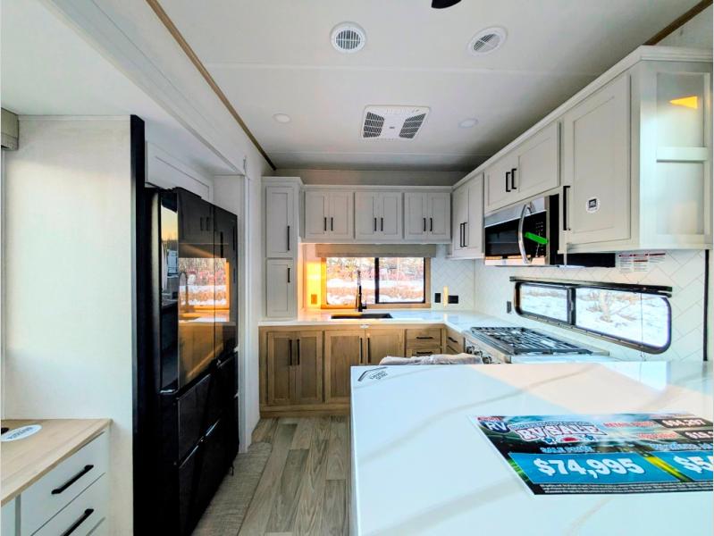 2026 Forest River Sandpiper 3800RK, $ 94,296