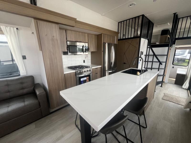 2026 Forest River Salem Grand Villa 44ZEN, $ 107,460