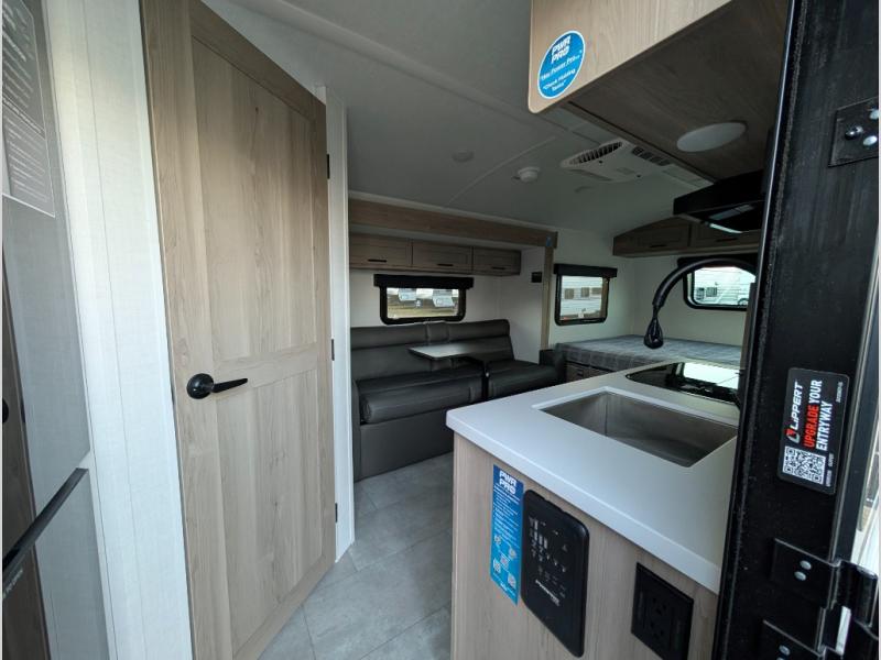 2026 Forest River Flagstaff E-Pro E19FBS, $ 32,445