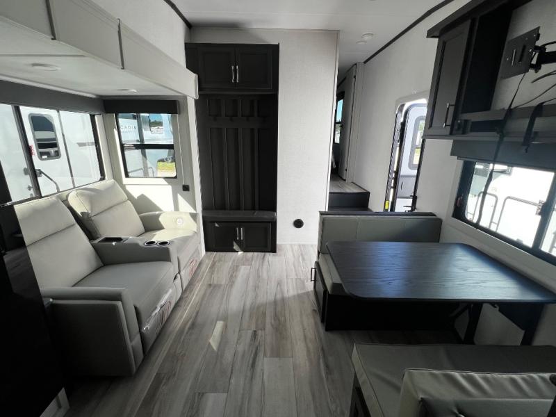 2026 Keystone Arcadia Super Lite 242SLMD, $ 67,493